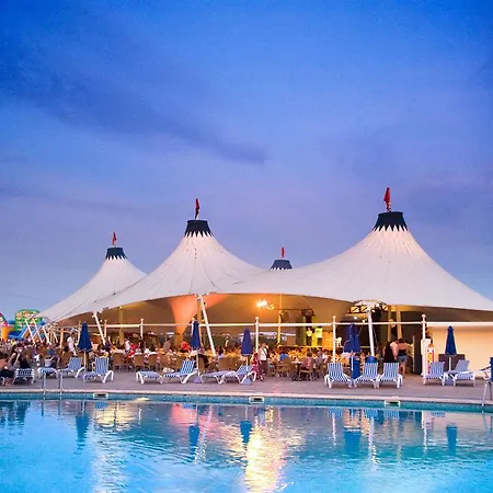 Globales Bouganvilla 3*